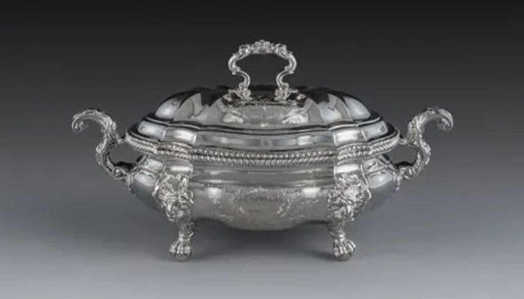 Georgian silver dining piece